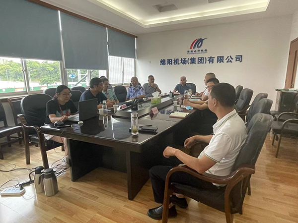 1655952307420936.jpeg 綿陽機(jī)場加快推進(jìn)T2航站樓及周邊標(biāo)識(shí)標(biāo)牌工作.jpeg