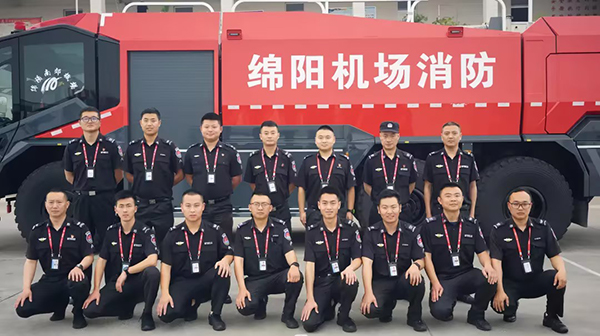 1682650902912919.jpg 消防護(hù)衛(wèi)部雛鷹班組榮獲綿陽市青年文明號(hào)榮譽(yù)稱號(hào).pic.jpg